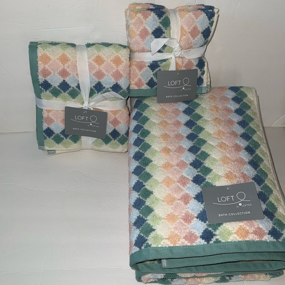 NWT Loft by Loftex 8 Piece 100% Cotton Bath Towel Set Multi-color Ombre Diamond